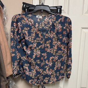West K Navy Floral Women's Blouse